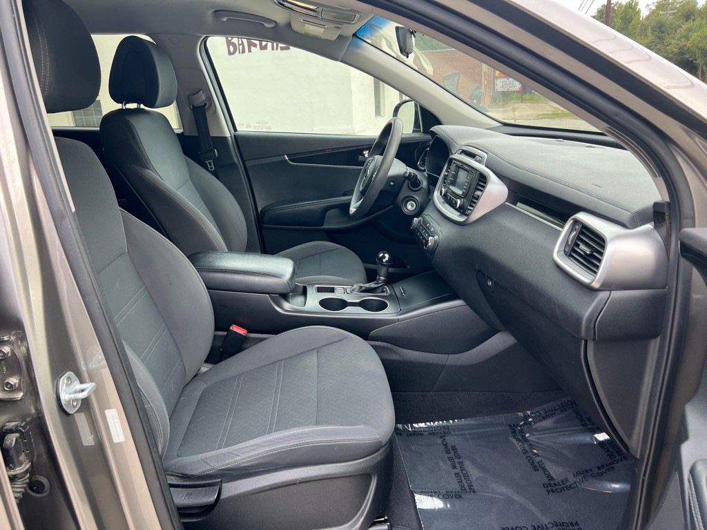 2016 Kia Sorento Image 17