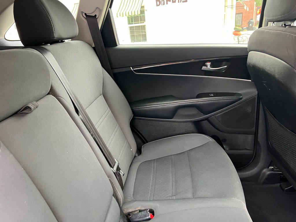 2016 Kia Sorento Image 19