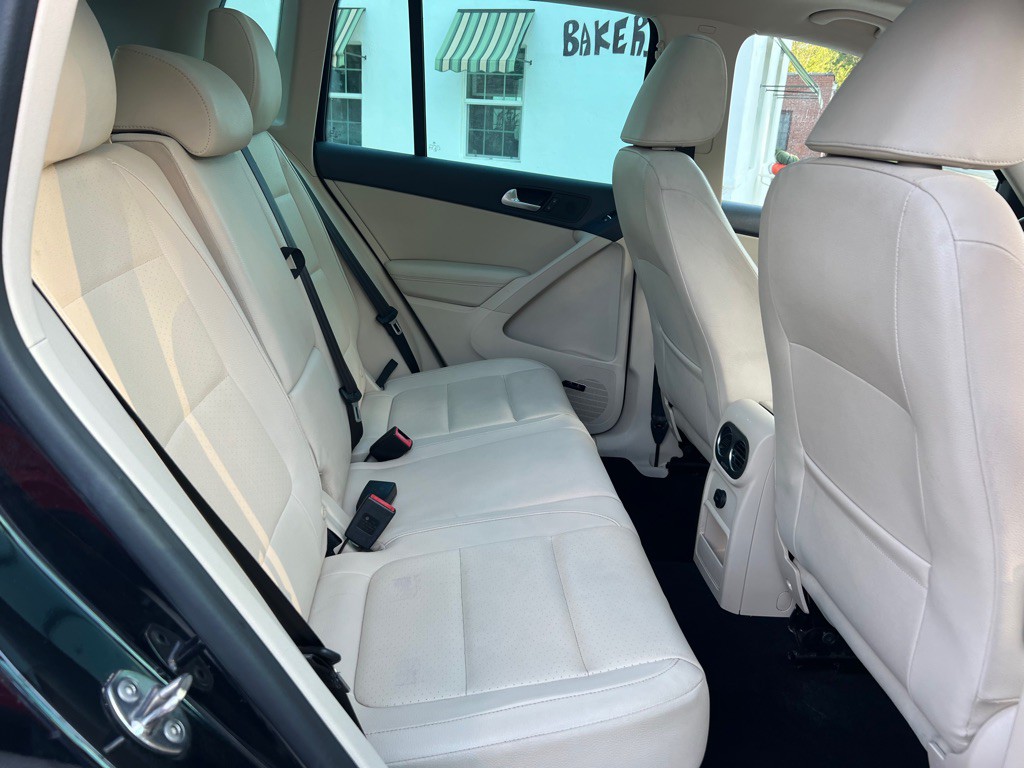 2015 Volkswagen Tiguan Image 18