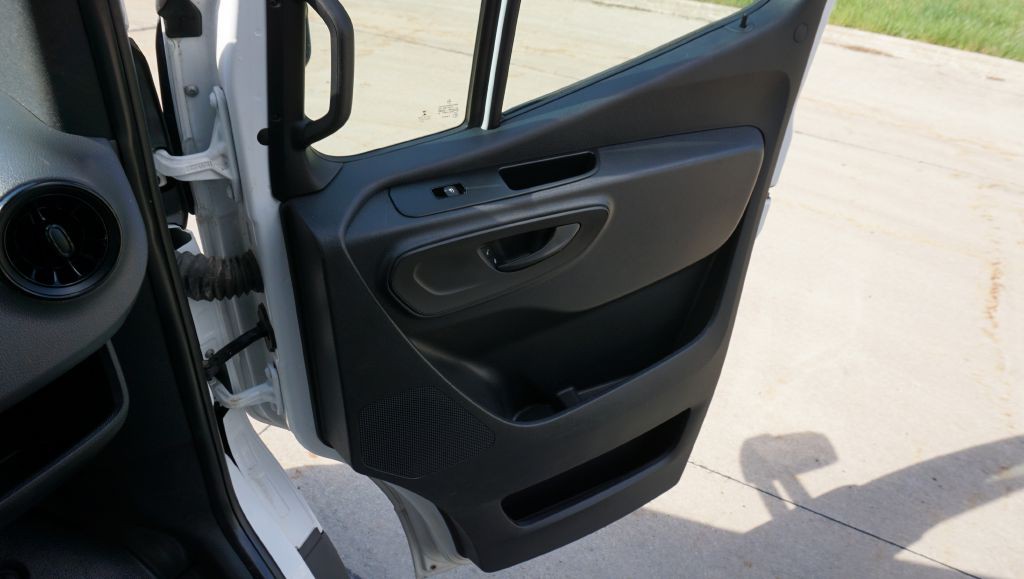 2021 Mercedes-Benz Sprinter Image 18