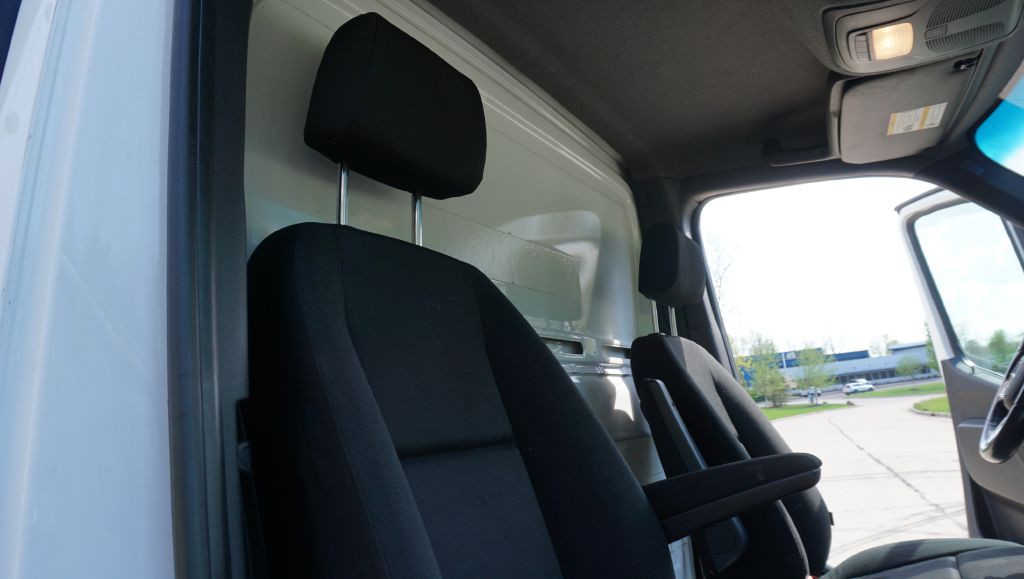2021 Mercedes-Benz Sprinter Image 21