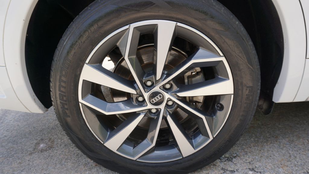 2021 Audi Q5 Image 11