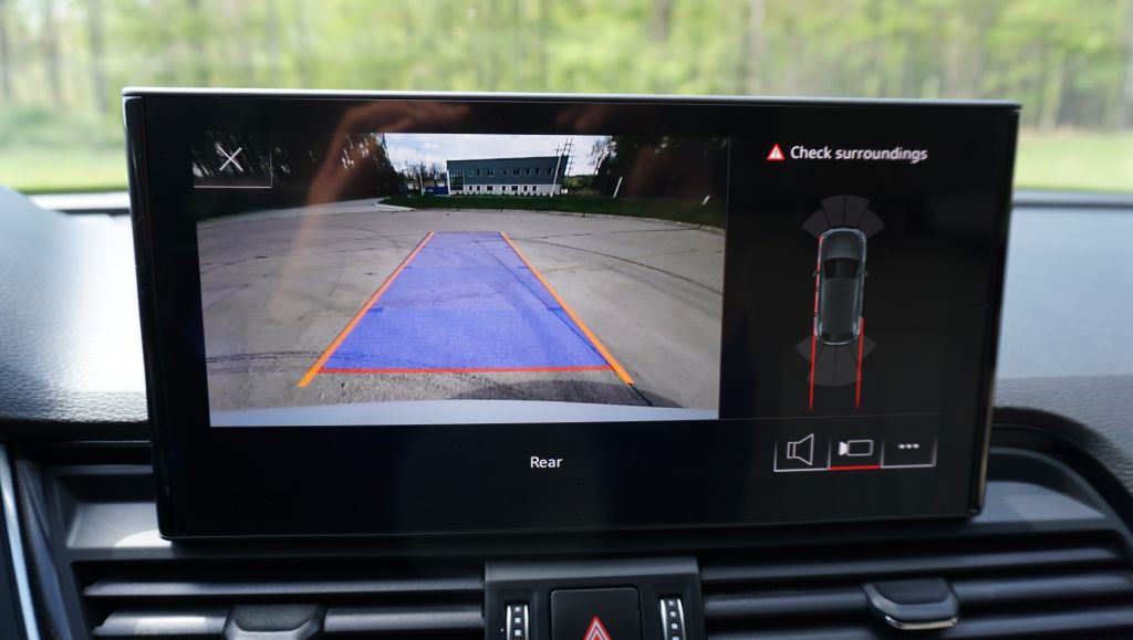 2021 Audi Q5 Image 23