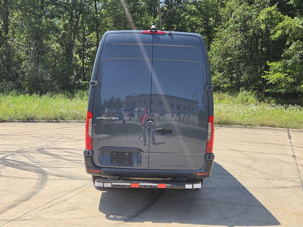 2019 Mercedes-Benz Sprinter Image 4