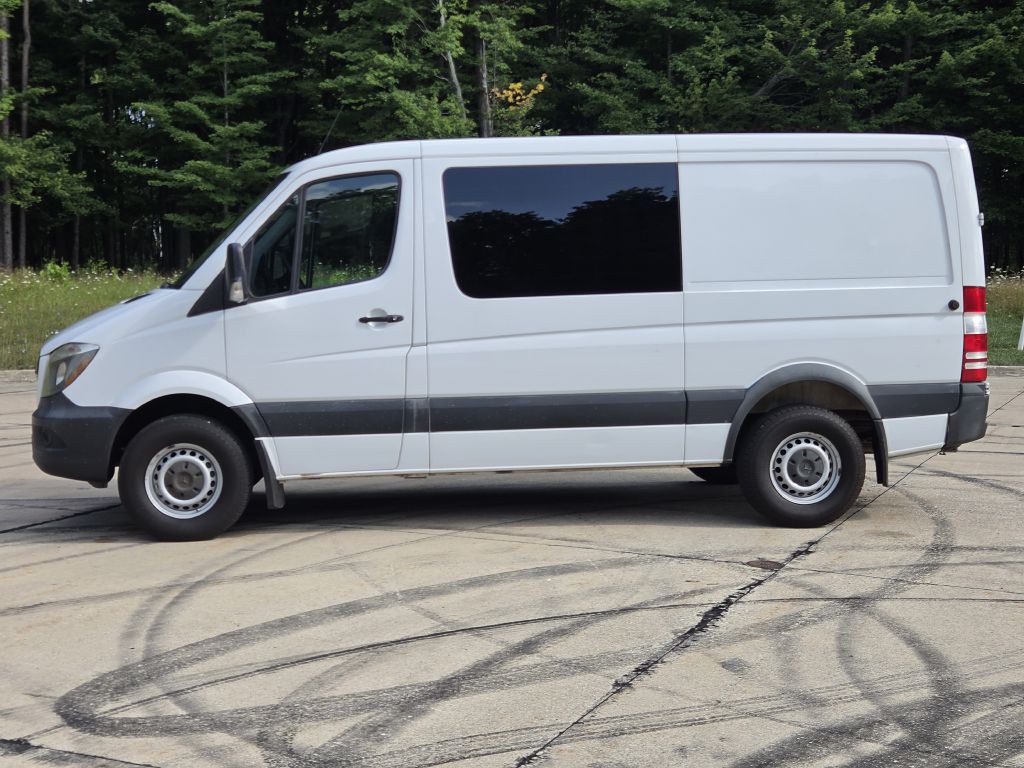 2017 Mercedes-Benz Sprinter Image 2