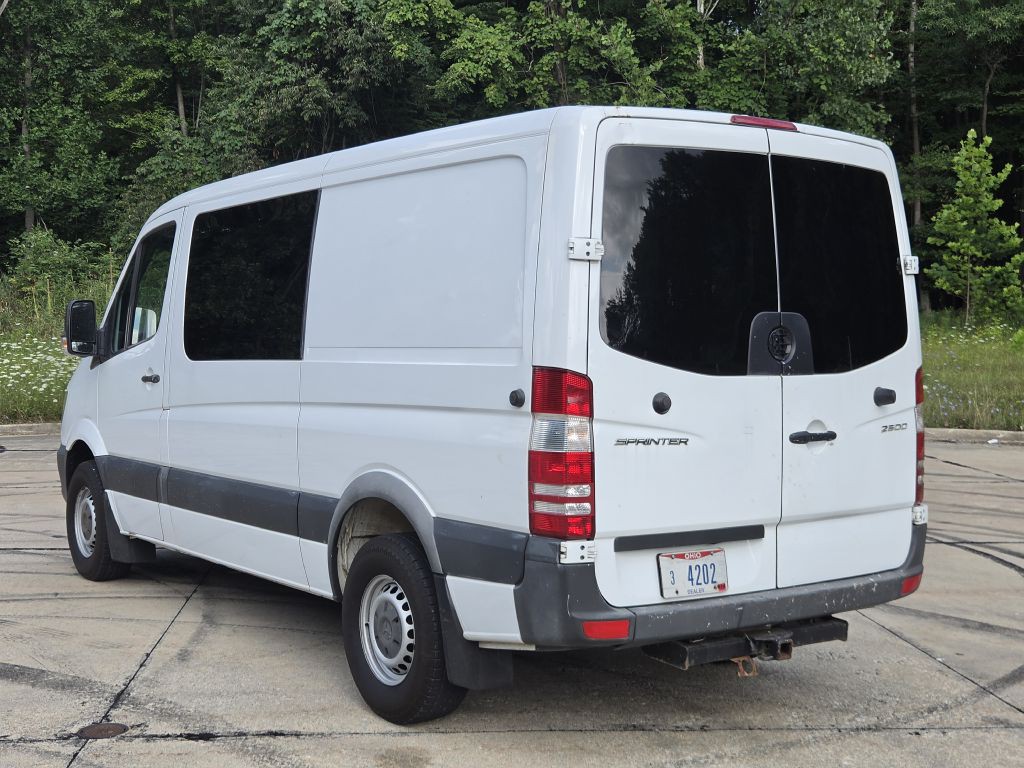 2017 Mercedes-Benz Sprinter Image 3