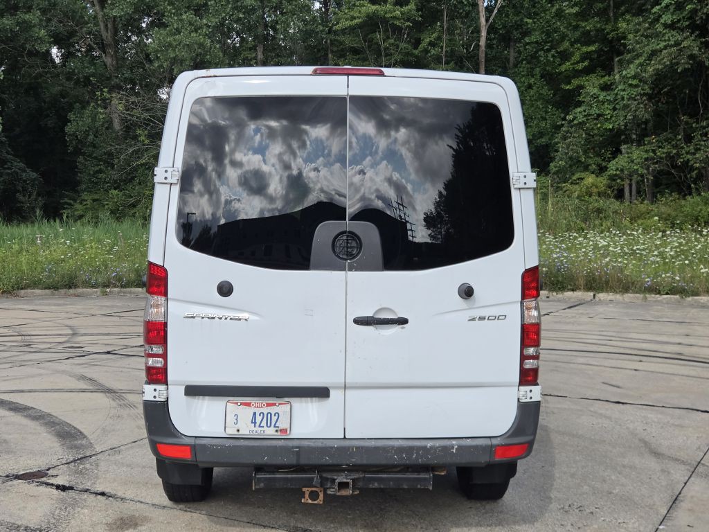 2017 Mercedes-Benz Sprinter Image 4