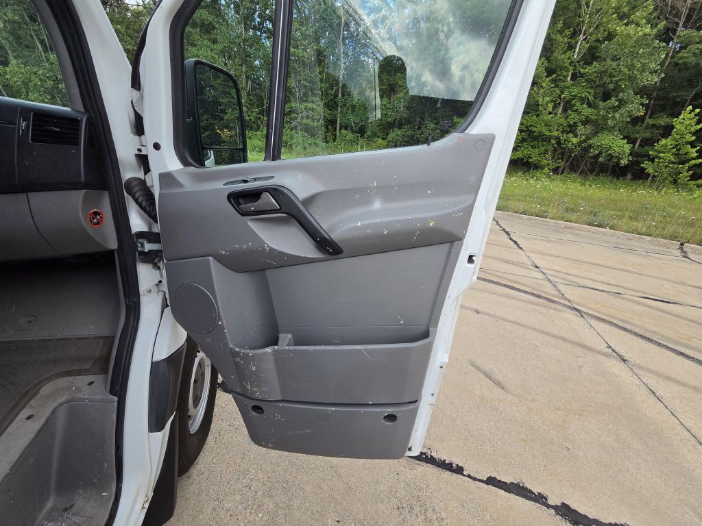 2017 Mercedes-Benz Sprinter Image 18