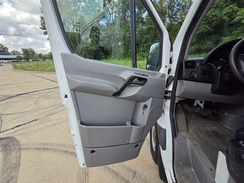 2017 Mercedes-Benz Sprinter Image 19