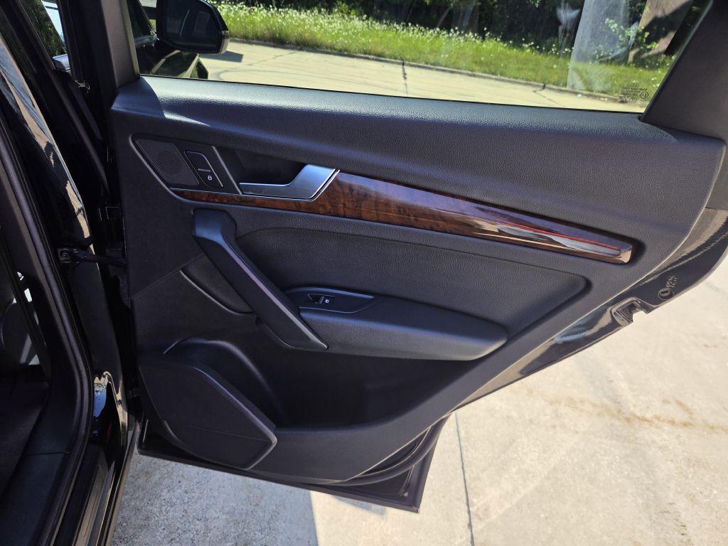 2018 Audi Q5 Image 15
