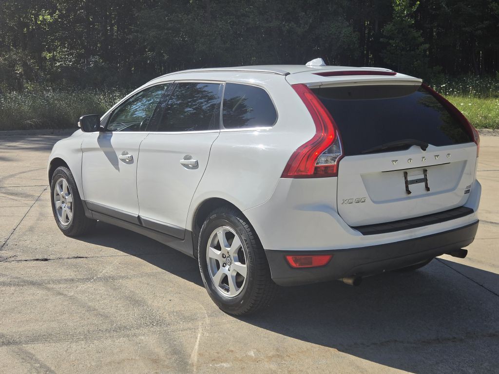 2011 Volvo XC60 Image 3