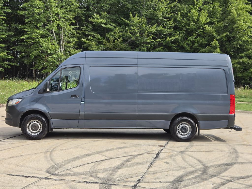 2019 Mercedes-Benz Sprinter Image 2