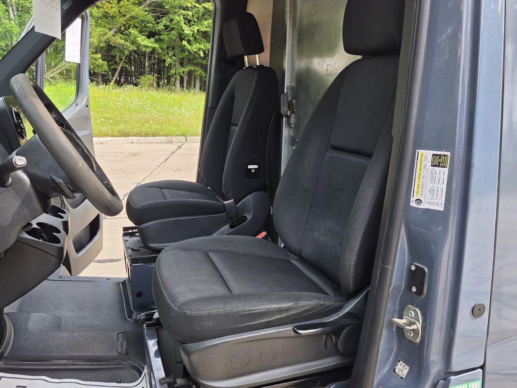 2019 Mercedes-Benz Sprinter Image 19