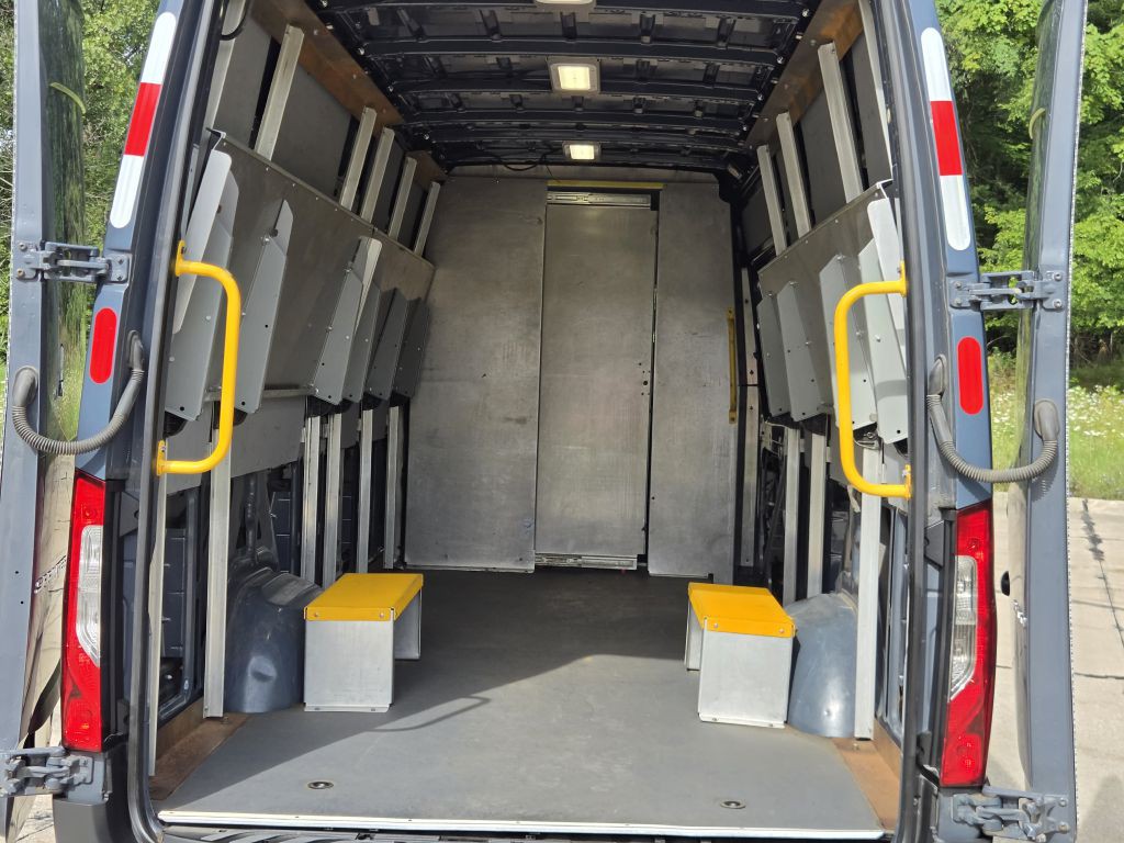 2019 Mercedes-Benz Sprinter Image 34