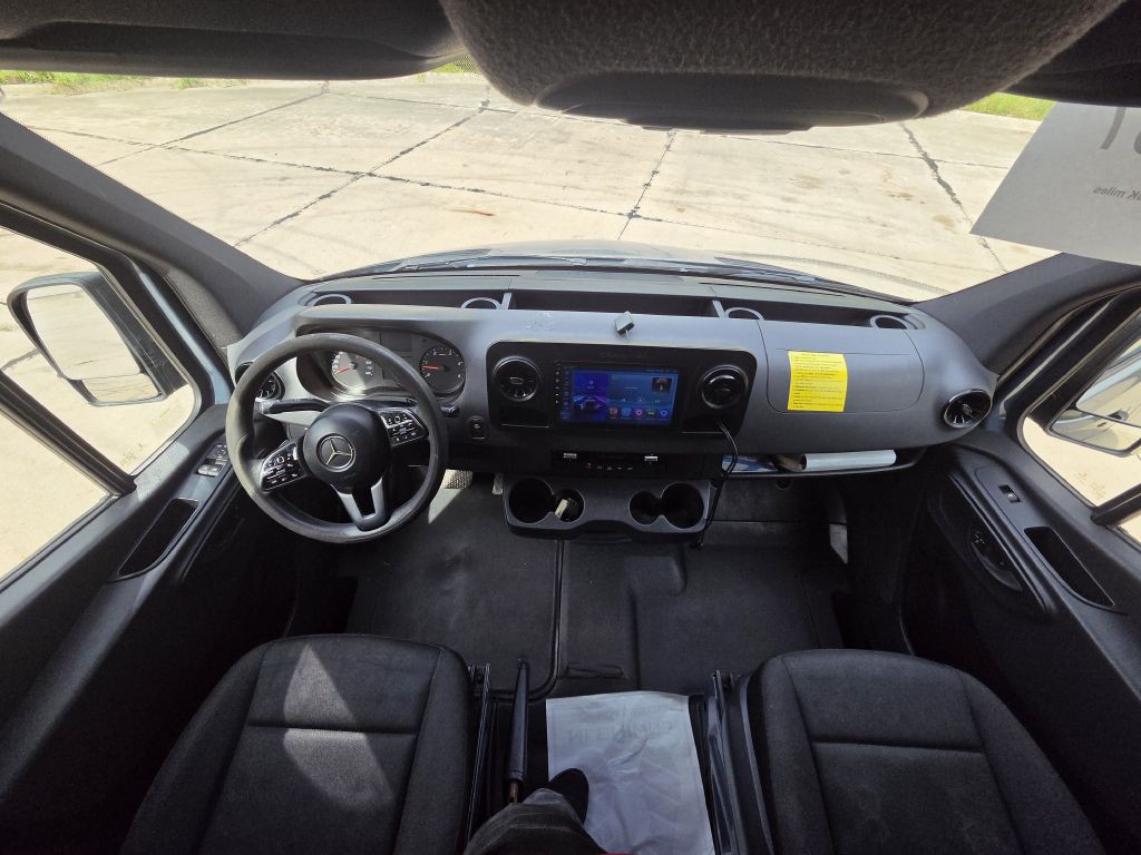 2019 Mercedes-Benz Sprinter Image 39
