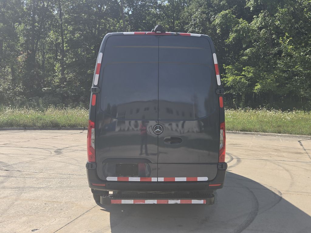 2019 Mercedes-Benz Sprinter Image 4