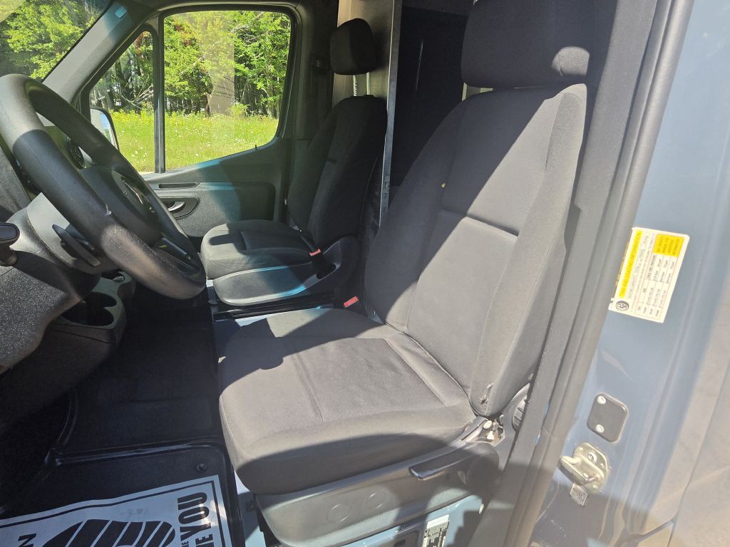 2019 Mercedes-Benz Sprinter Image 19
