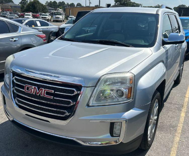2017 GMC Terrain Image 1