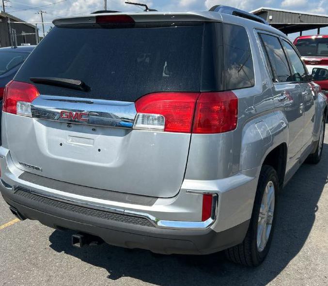 2017 GMC Terrain Image 3