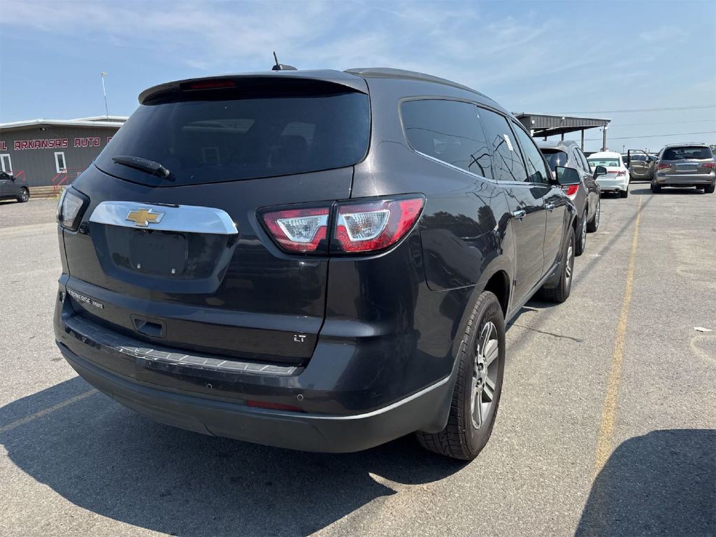 2017 Chevrolet Traverse Image 3