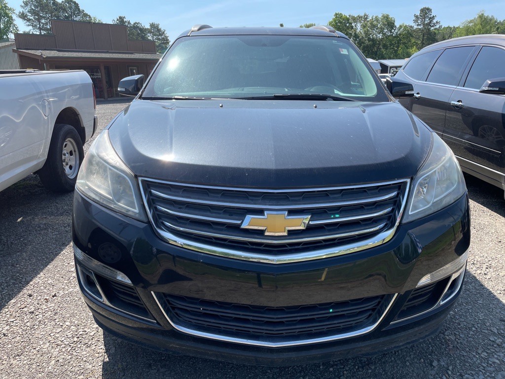 2015 Chevrolet Traverse Image 2