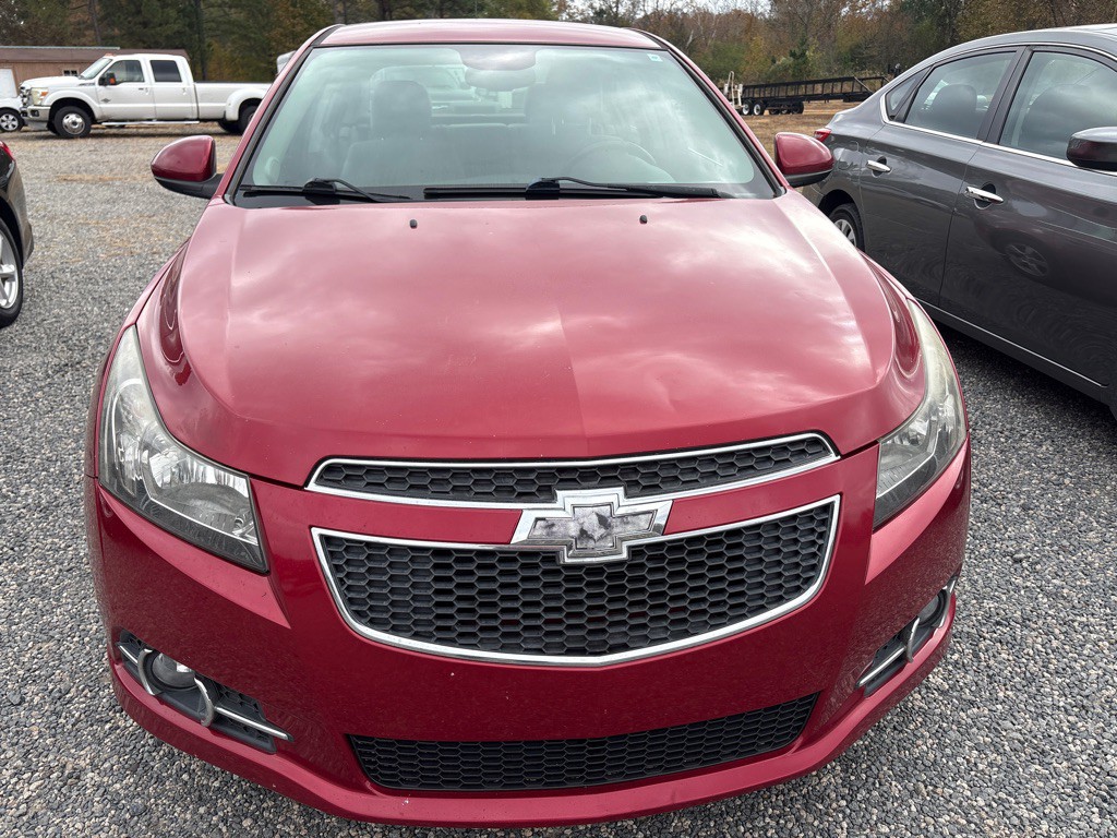 2014 Chevrolet Cruze Image 2