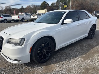 Image for 2019 Chrysler 300 S ID: 7045512