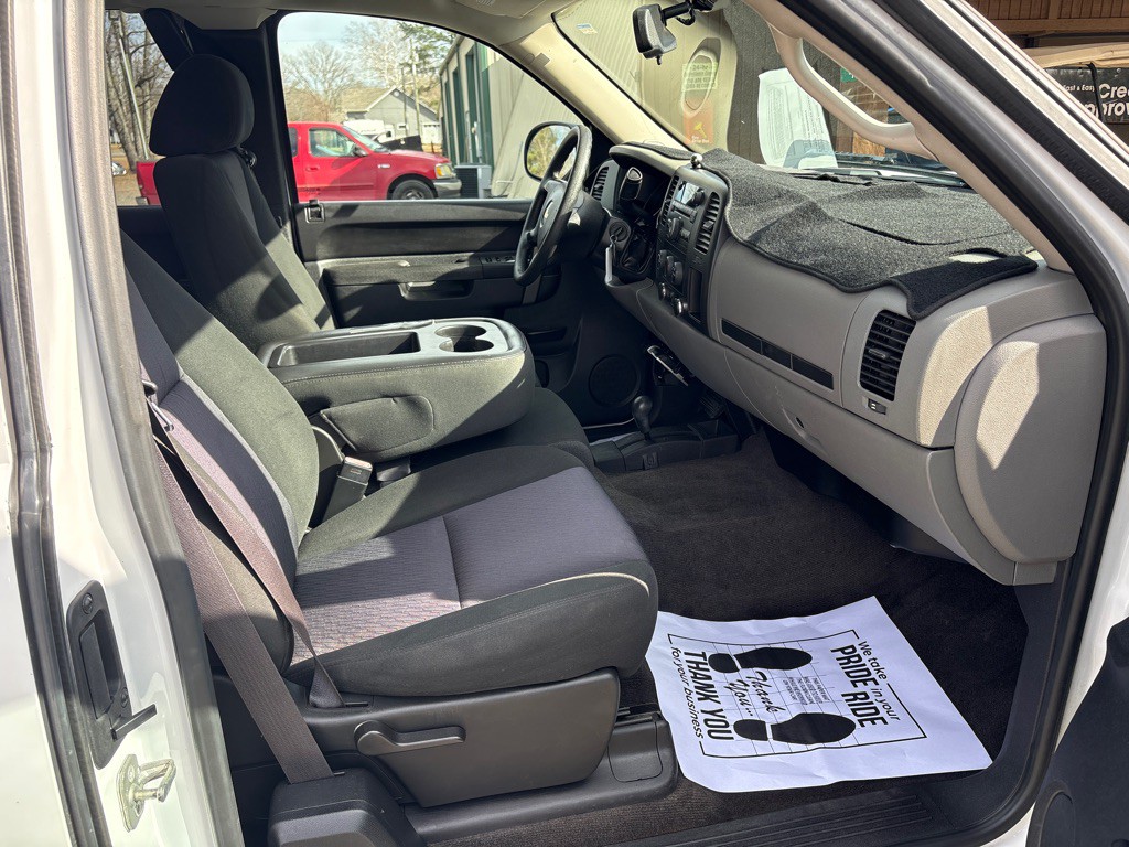 2011 Chevrolet Silverado 1500 Image 4