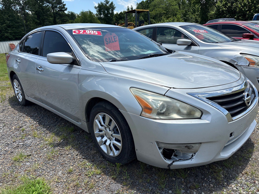 2013 Nissan Altima Image 2