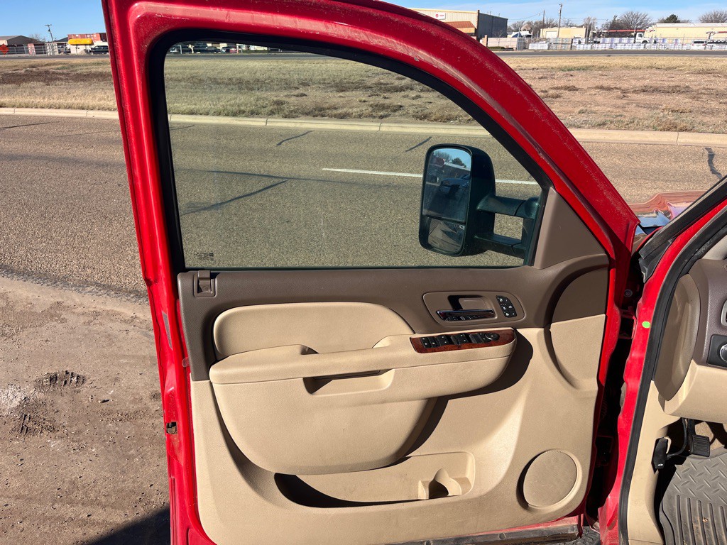 2013 GMC Sierra Image 8