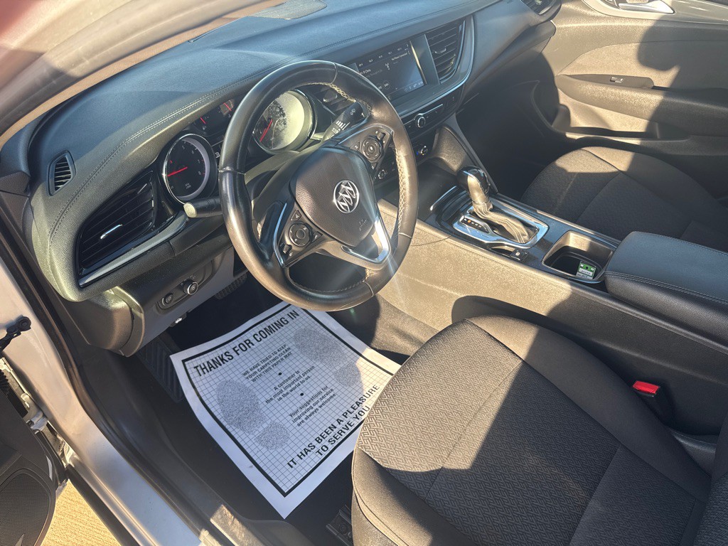 2018 Buick Regal Image 8