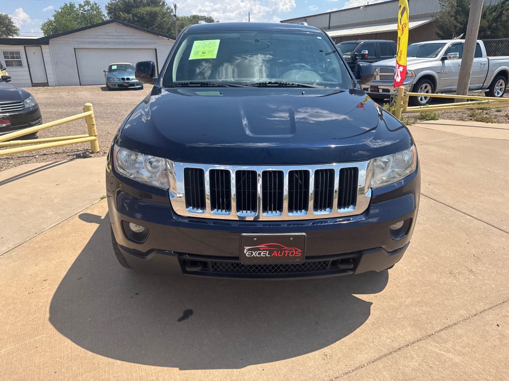 2012 Jeep Grand Cherokee Image 2