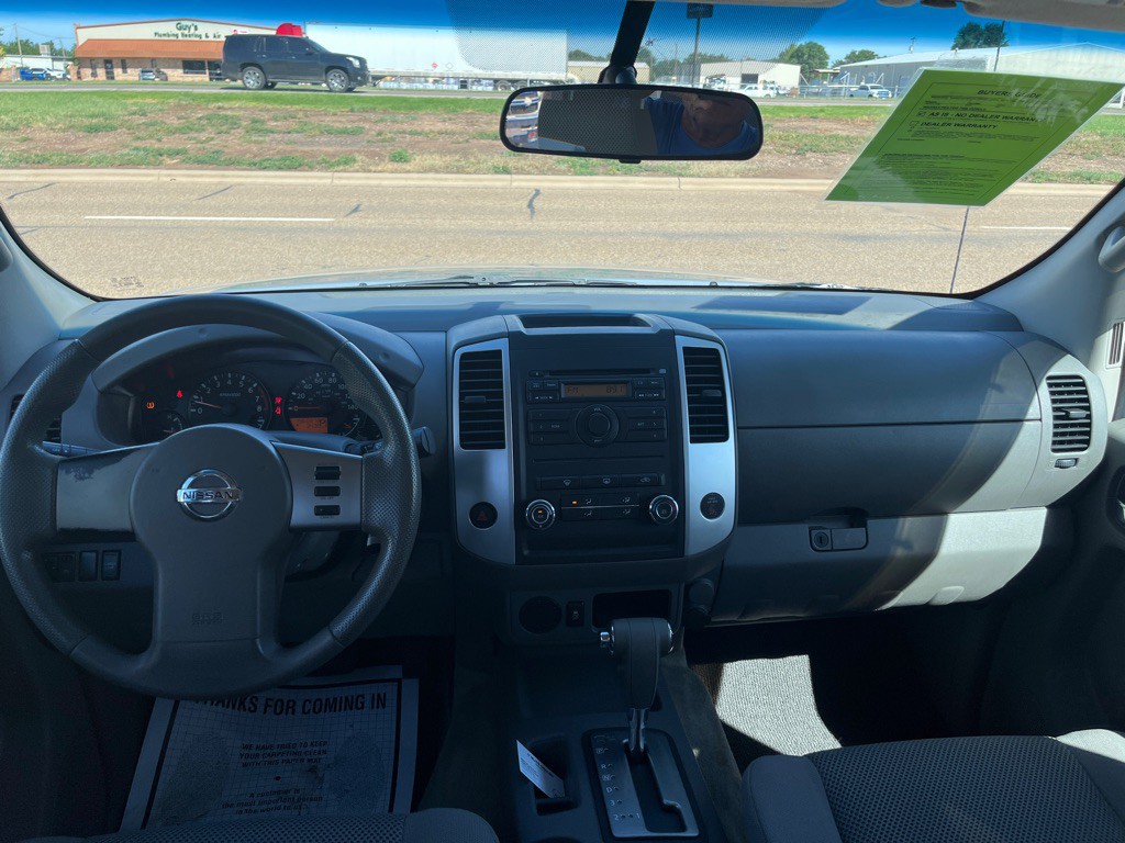2012 Nissan Frontier Image 8