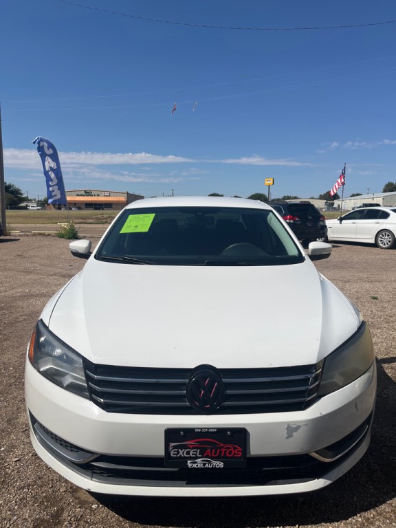 2014 Volkswagen Passat Image 1