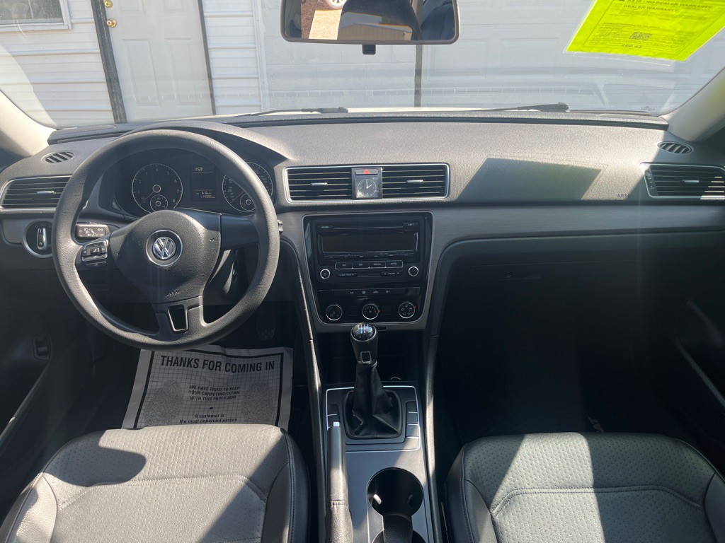 2014 Volkswagen Passat Image 6