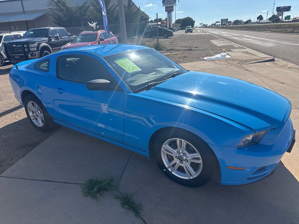 2013 Ford Mustang Image 3
