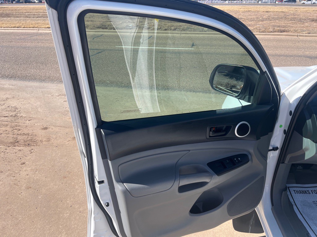 2013 Toyota Tacoma Image 5