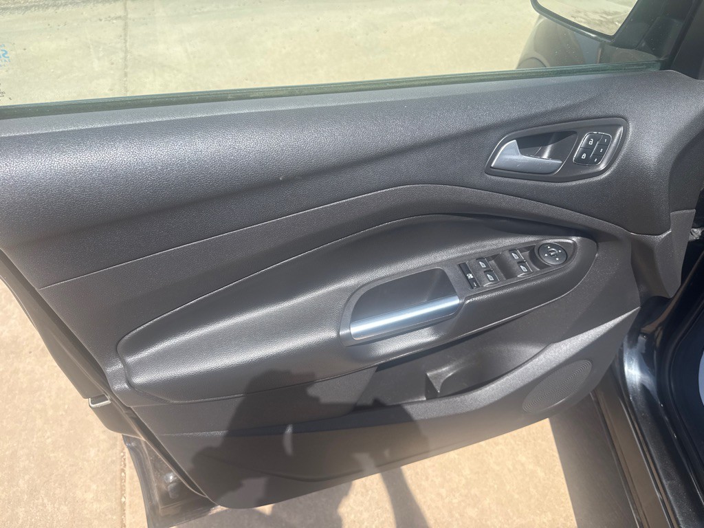 2013 Ford Escape Image 8