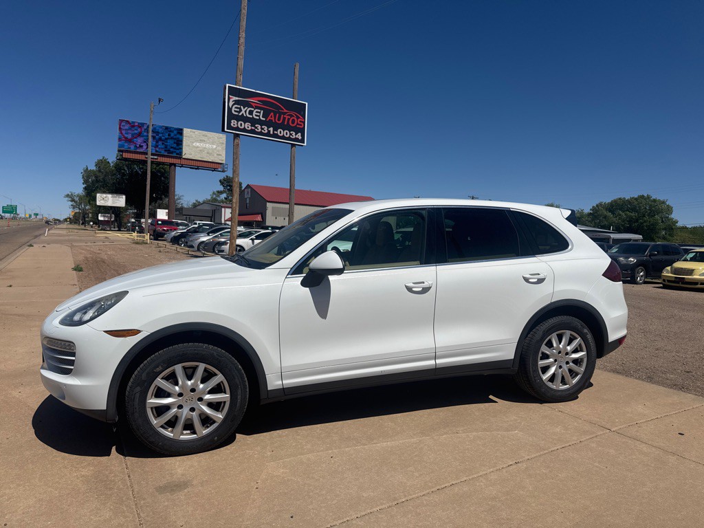 2012 Porsche Cayenne Image 1