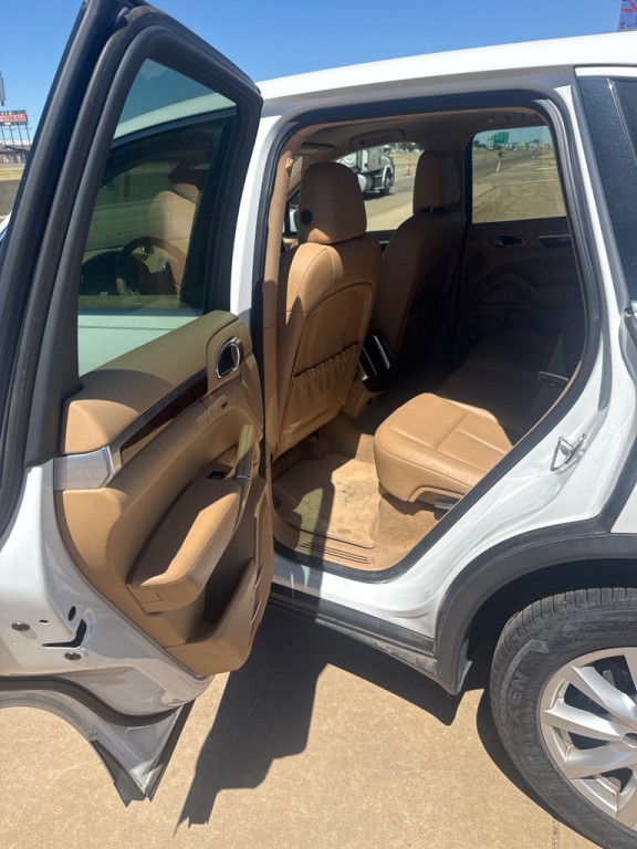 2012 Porsche Cayenne Image 5