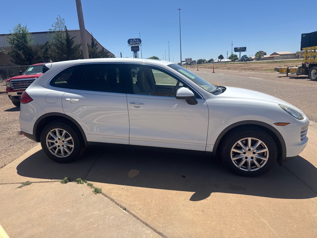 2012 Porsche Cayenne Image 6