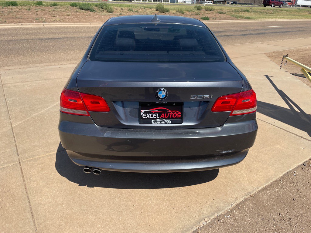 2008 BMW 3 Series Image 4