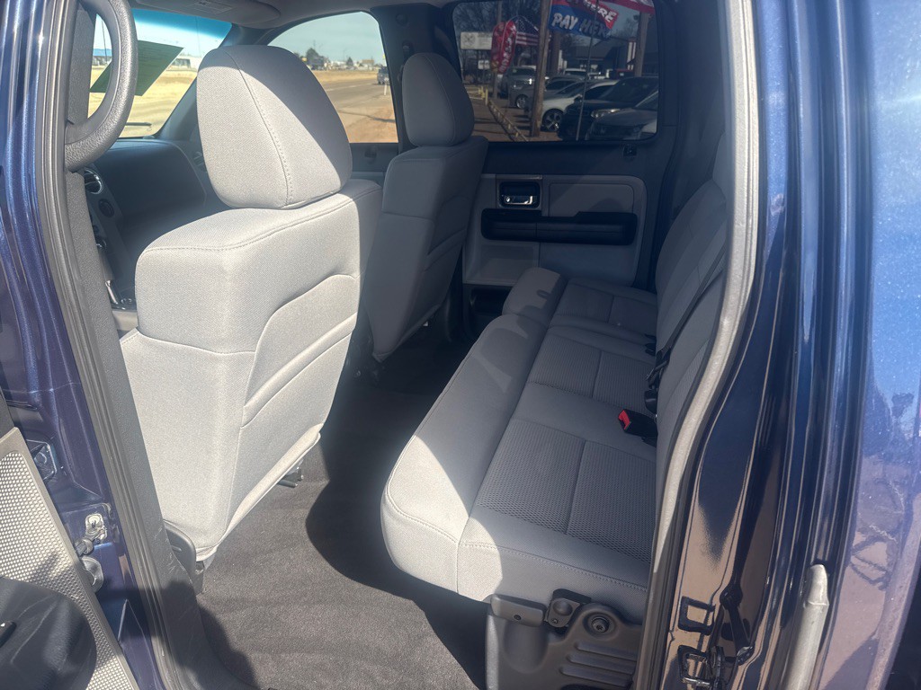 2004 Ford F-150 Image 6