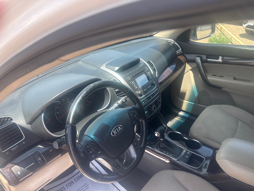2014 Kia Sorento Image 8