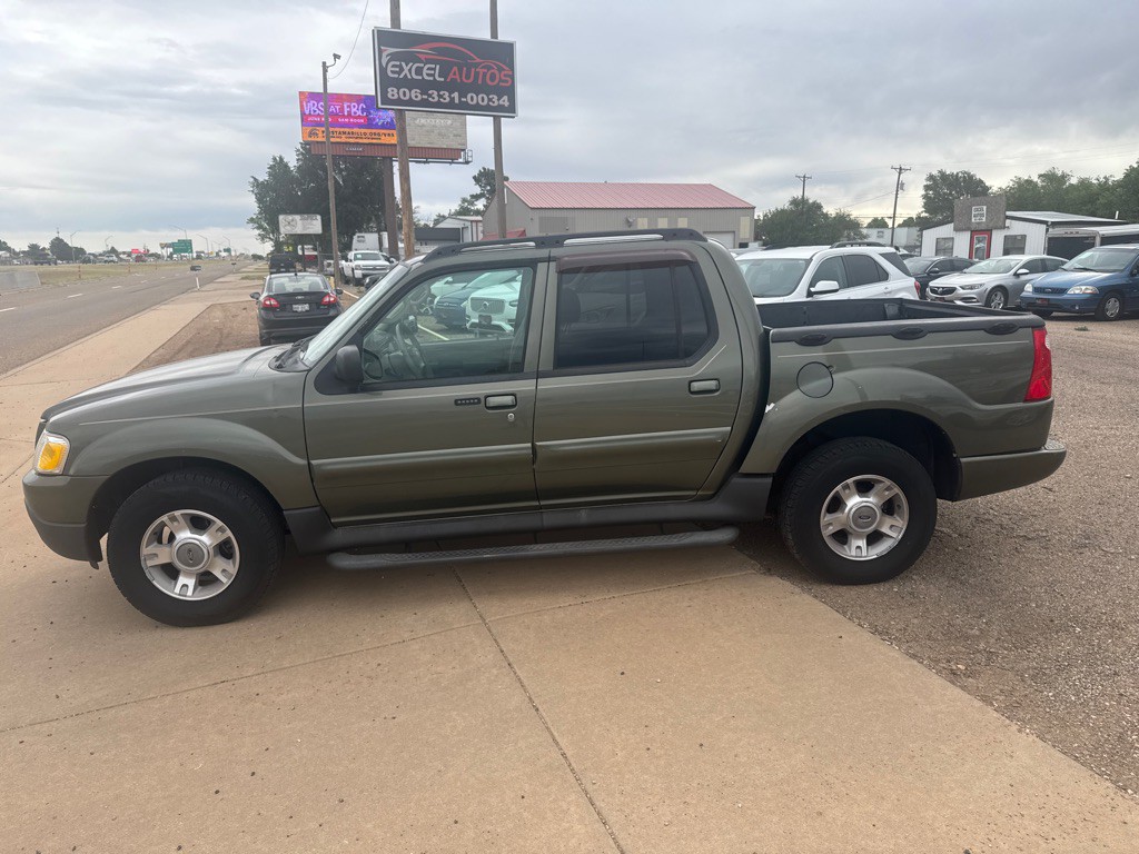 2004 Ford Explorer Image 1