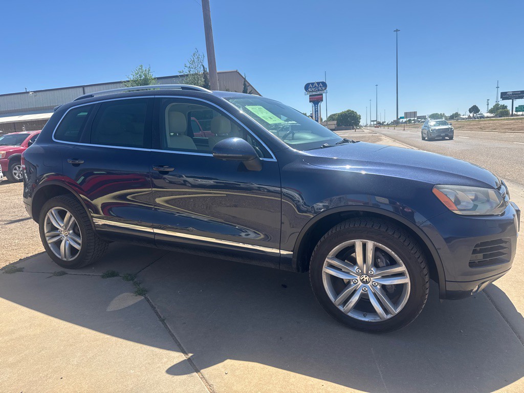 2014 Volkswagen Touareg Image 6
