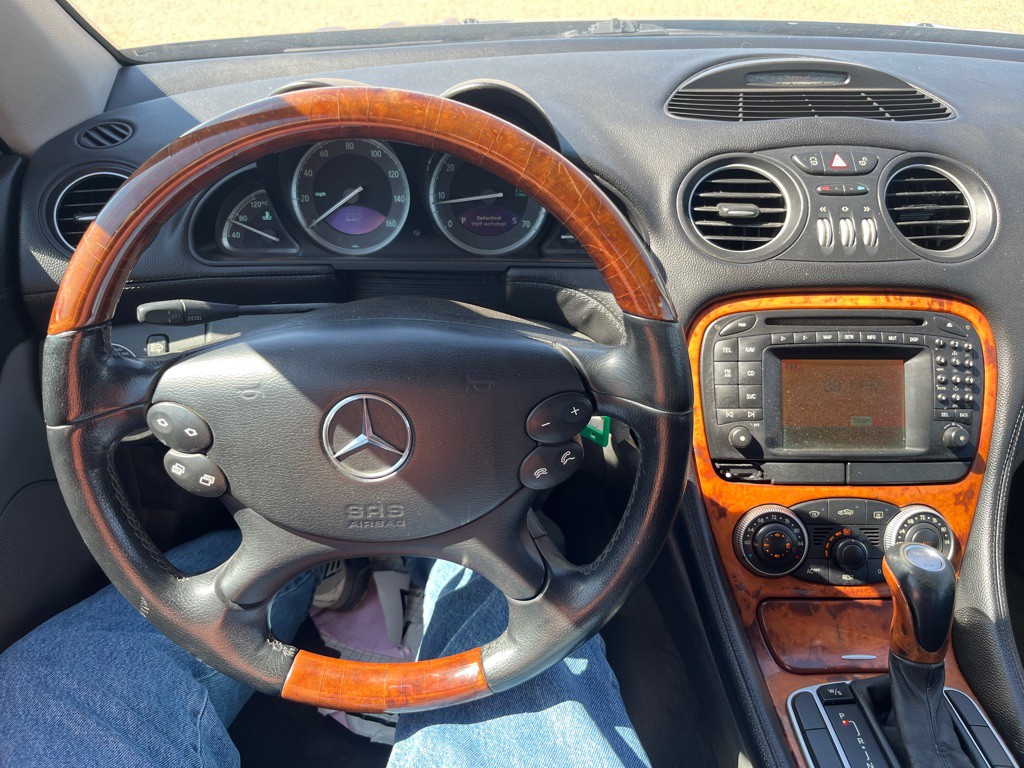 2003 Mercedes-Benz SL-Class Image 7