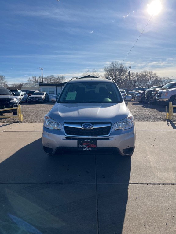 2016 Subaru Forester Image 2