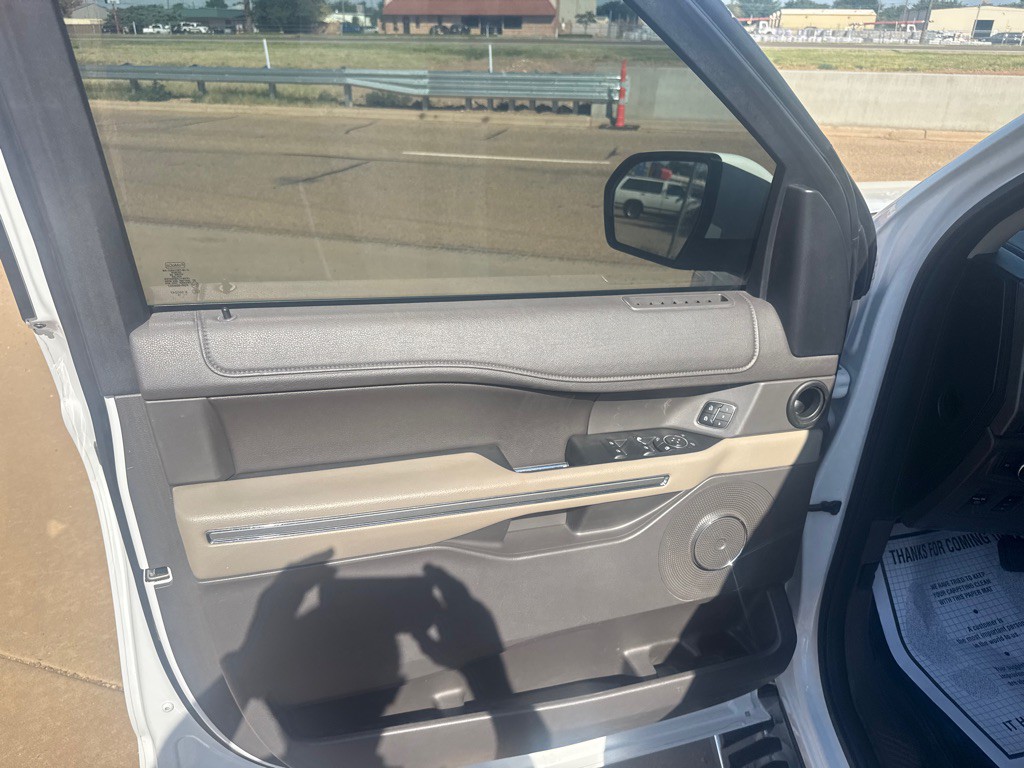2019 Ford Expedition Image 8