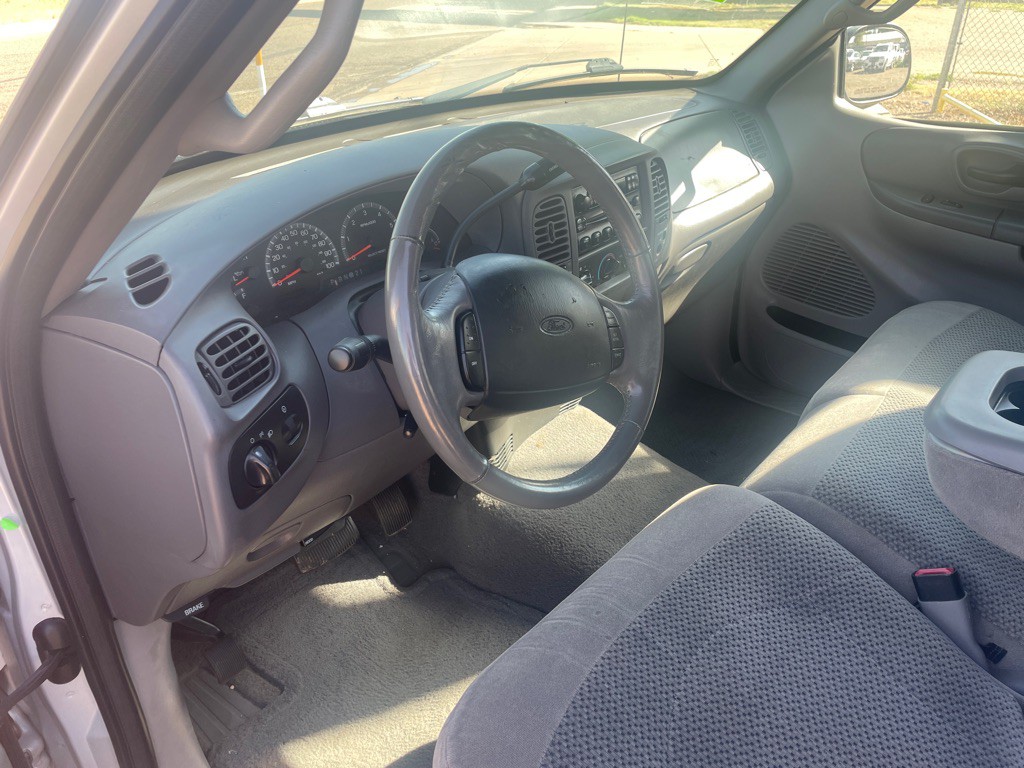 2001 Ford F-150 Image 7
